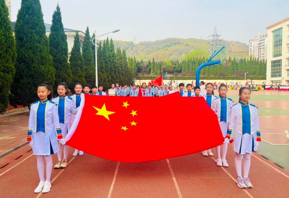 科技文體交融，&ldquo;五育&rdquo;之花盛放 &mdash;&mdash;北竹島小學(xué)第十四屆科技&middot;文化&middot;體育綜合運動會盛大開幕